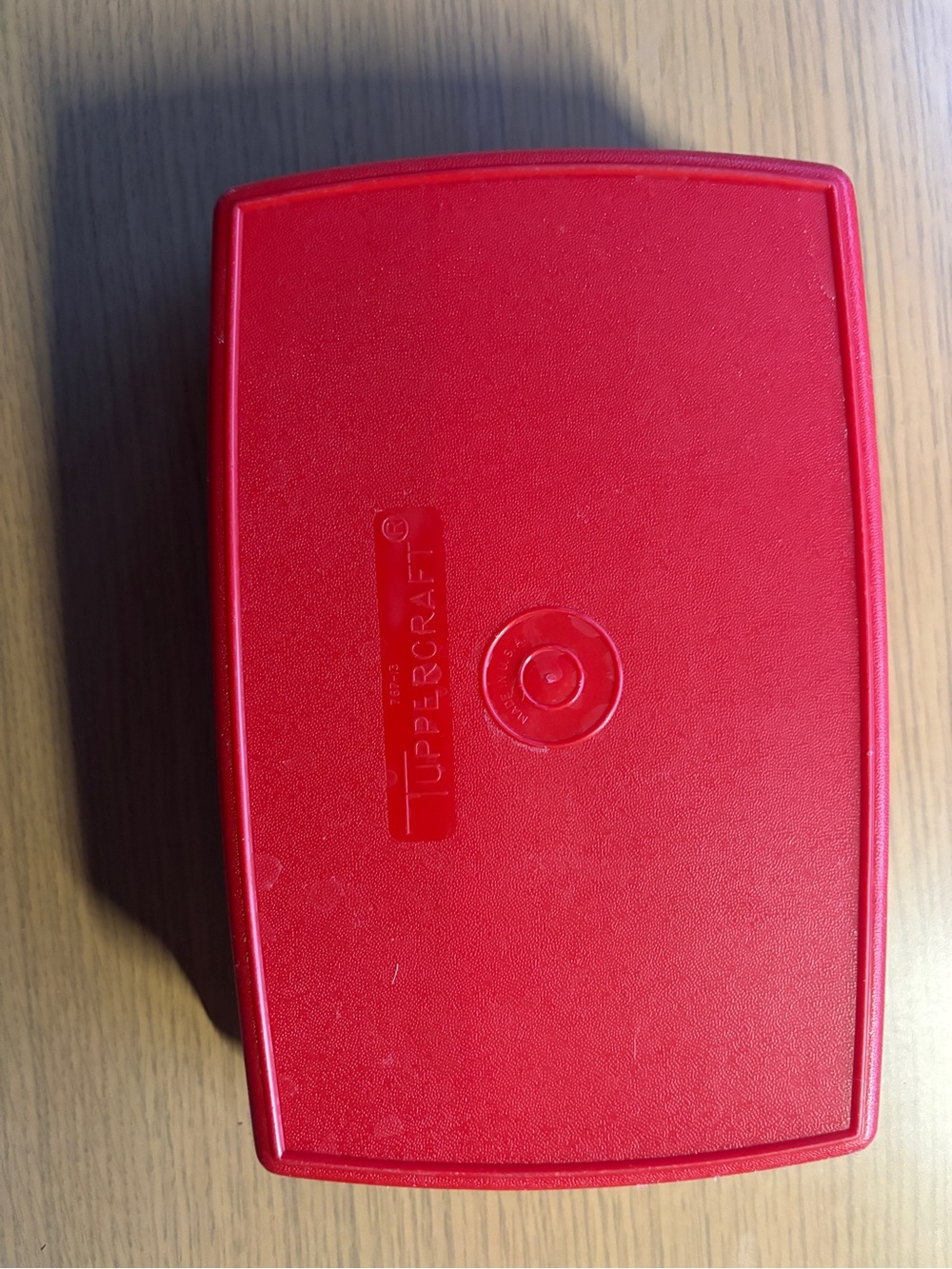 Tupperware storage container - Picture 5 of 5